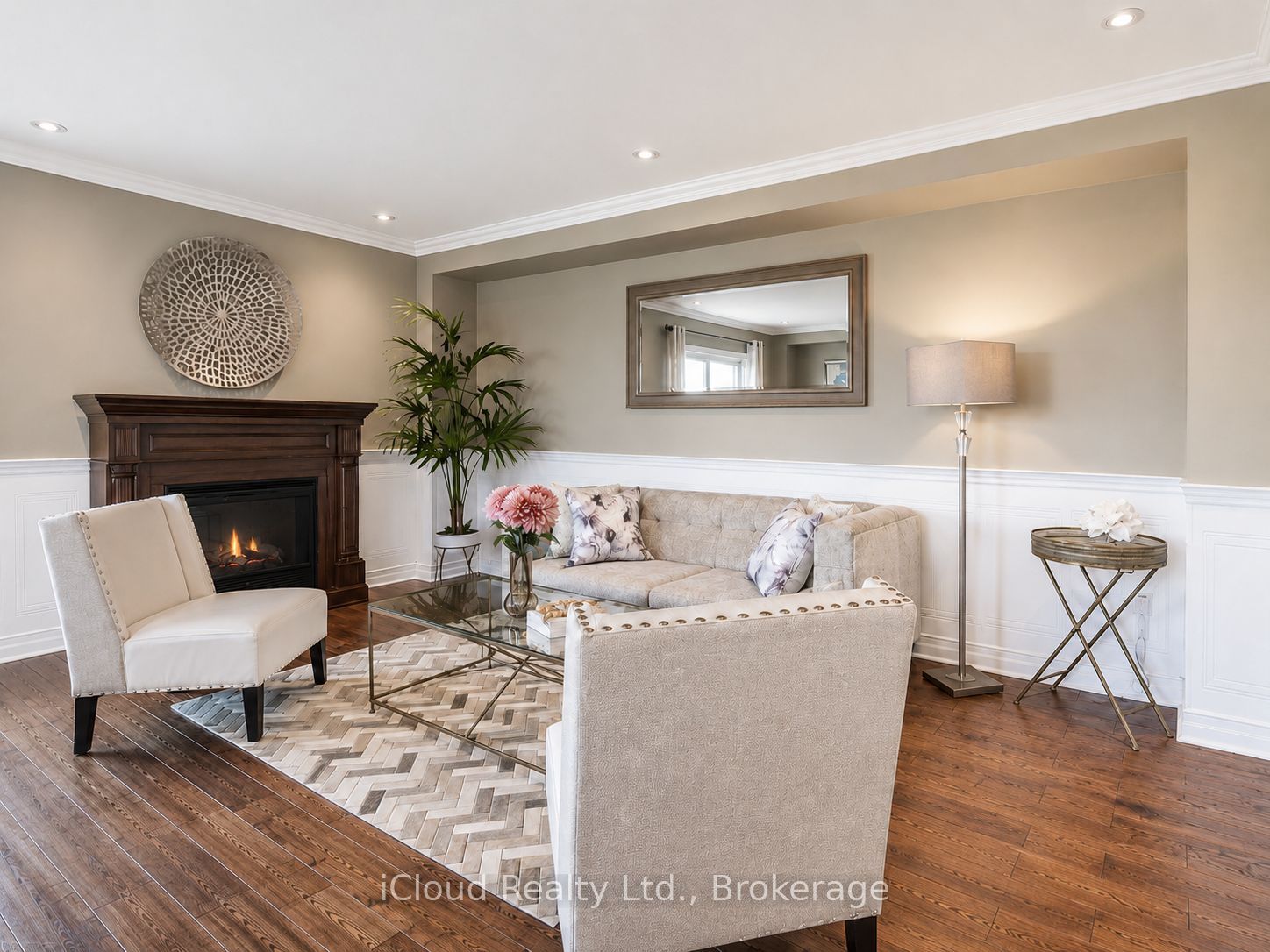629 ANGELA Court, Burlington, ON L7L 7A4 photo 5