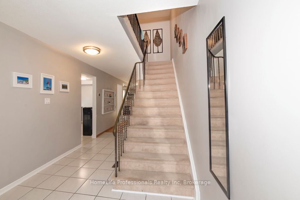 2960 Windjammer Road, Mississauga, ON L5L 1S7 photo 4