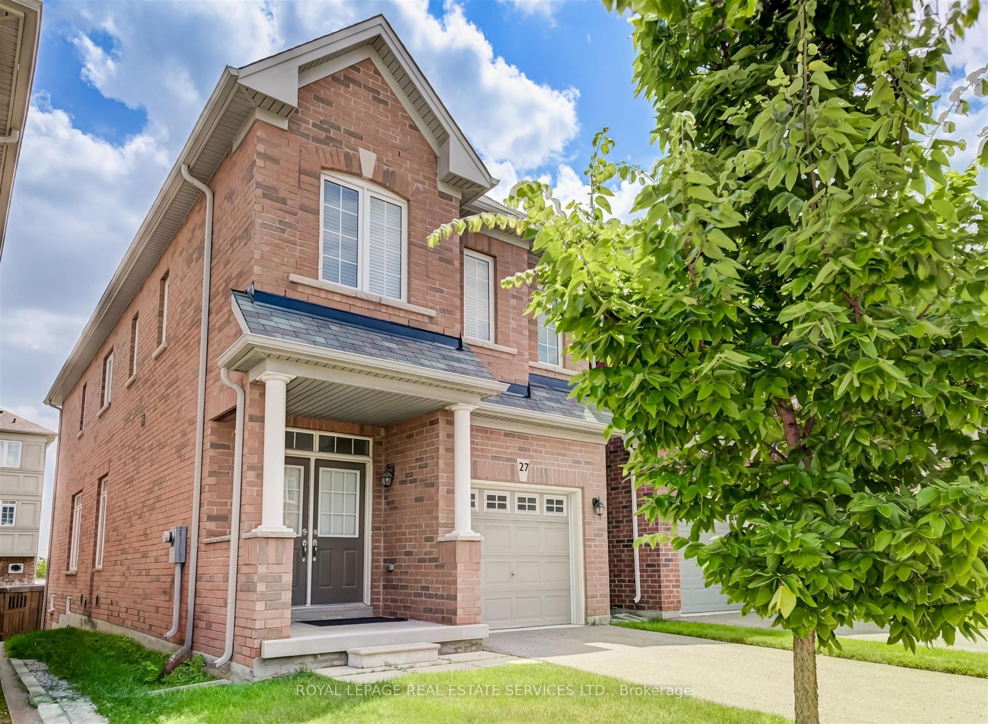 27 Erinview Terrace, Toronto, ON M9C 0C3