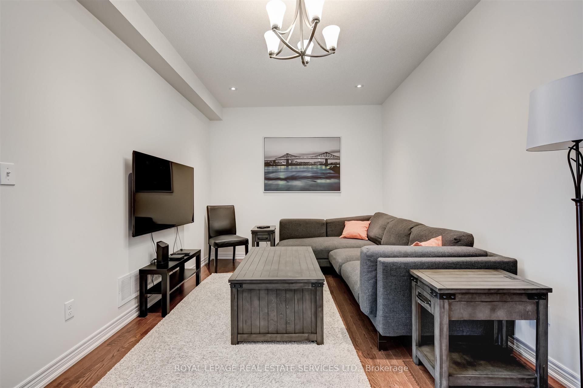 27 Erinview Terrace, Toronto, ON M9C 0C3 photo 4