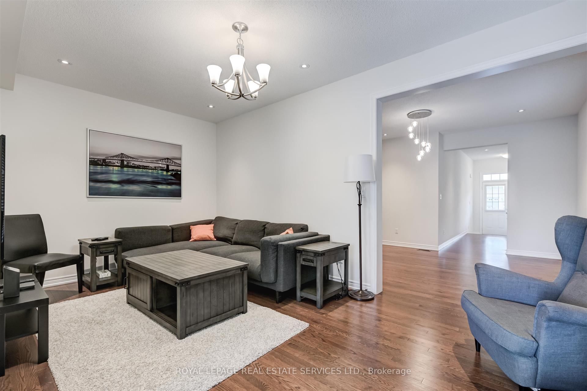 27 Erinview Terrace, Toronto, ON M9C 0C3 photo 5