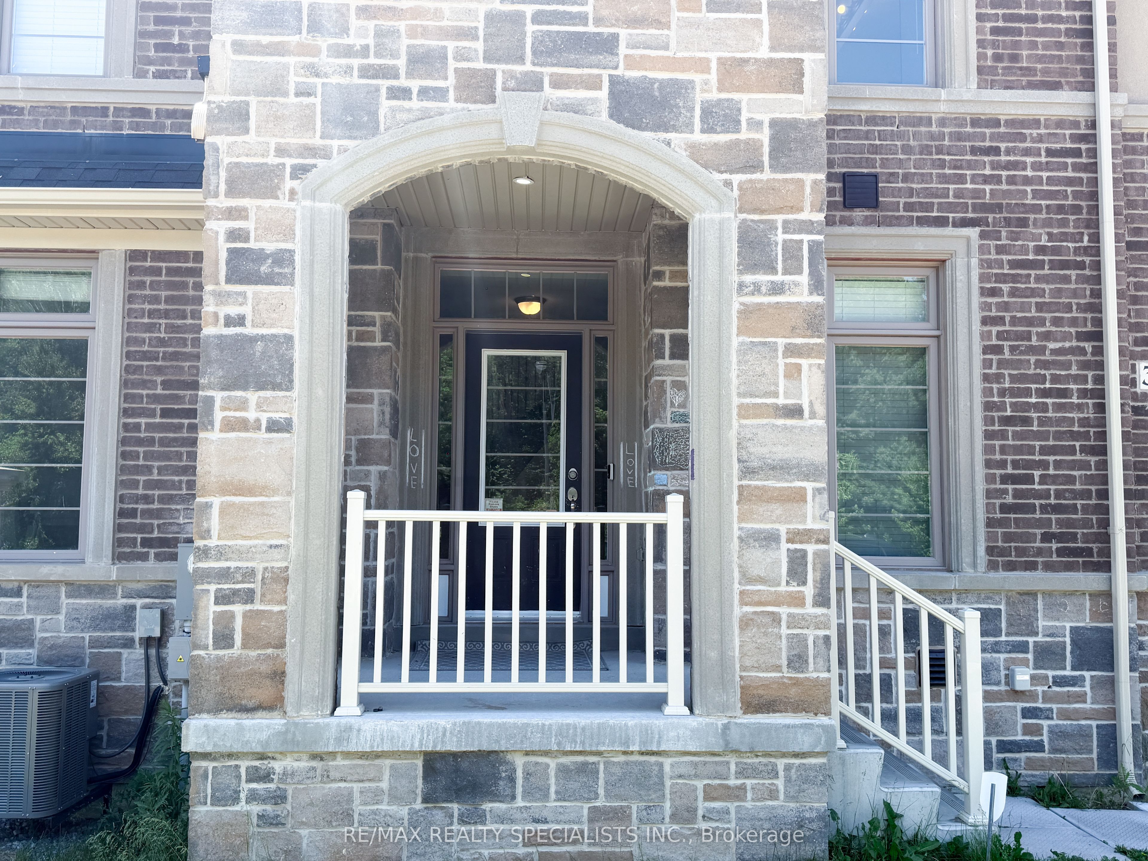 380 Rivermont Road, Brampton, ON L6Y 6H7 photo 3