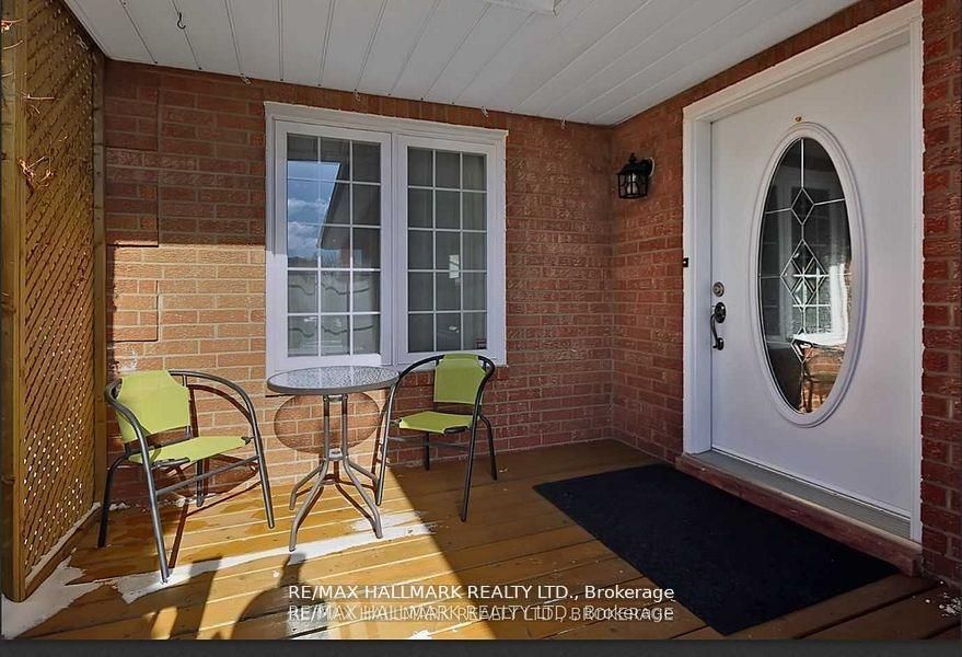 71 Ecclestone Drive Upper, Brampton, ON L6X 3M7 photo 3
