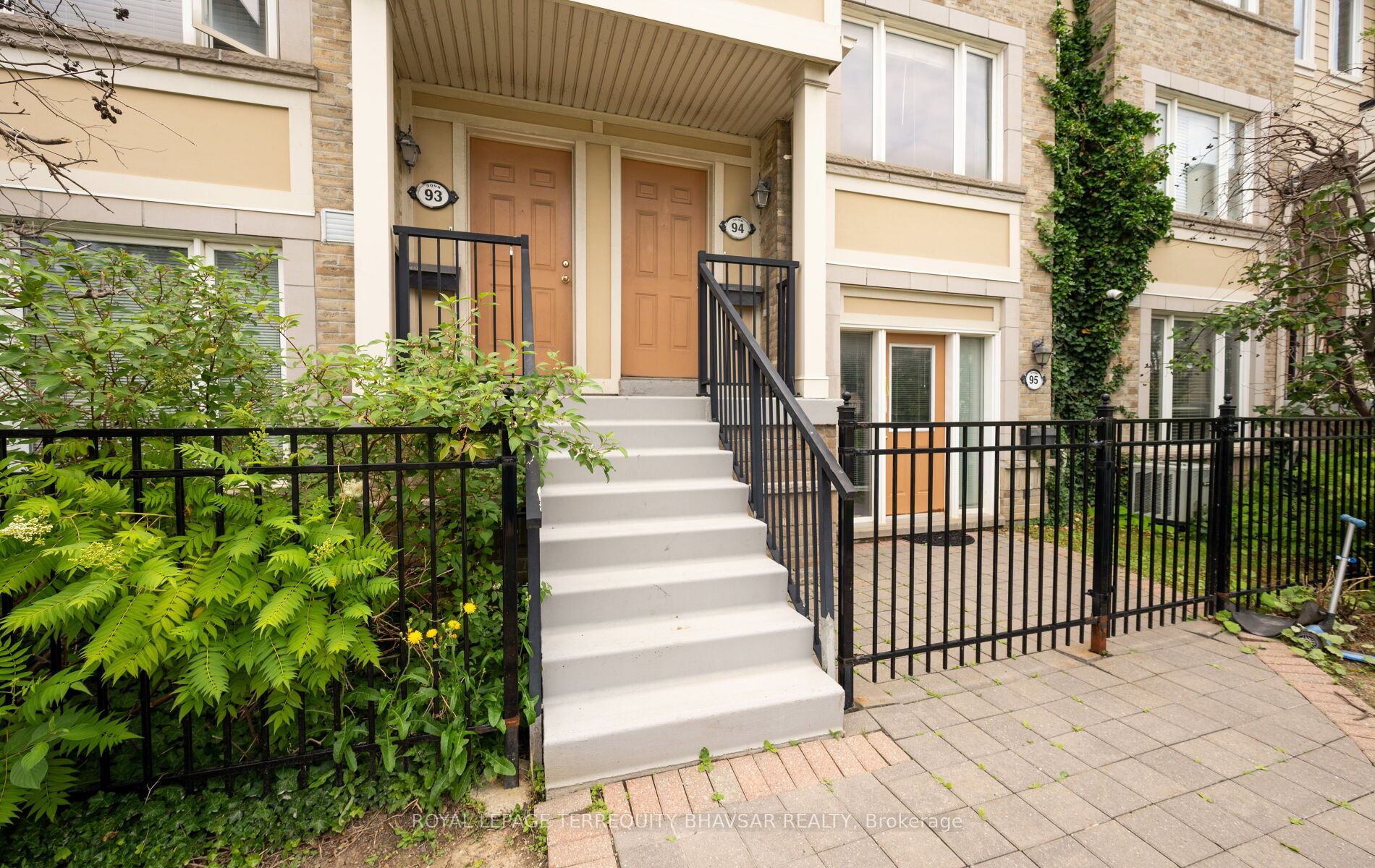 3098 Eglinton Avenue W 94, Mississauga, ON L5M 8C5 photo 5