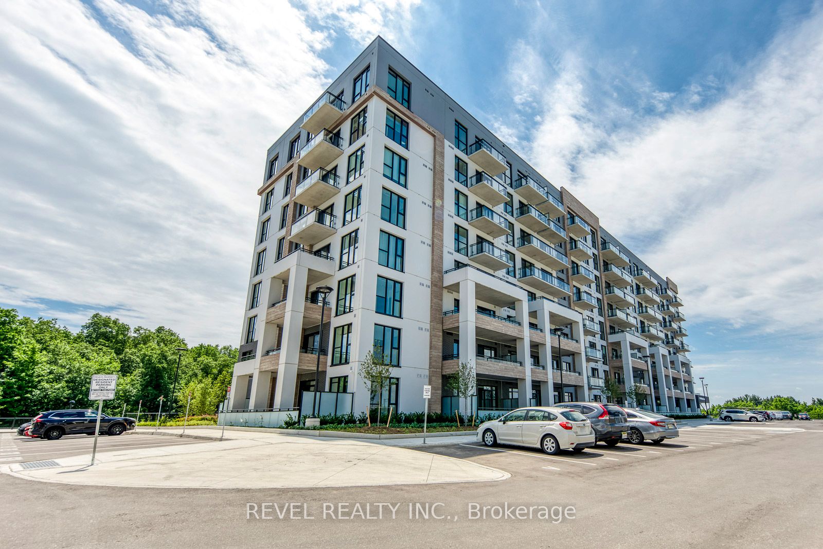 740 Whitlock Avenue 103, Milton, ON L9E 2B6 photo 2