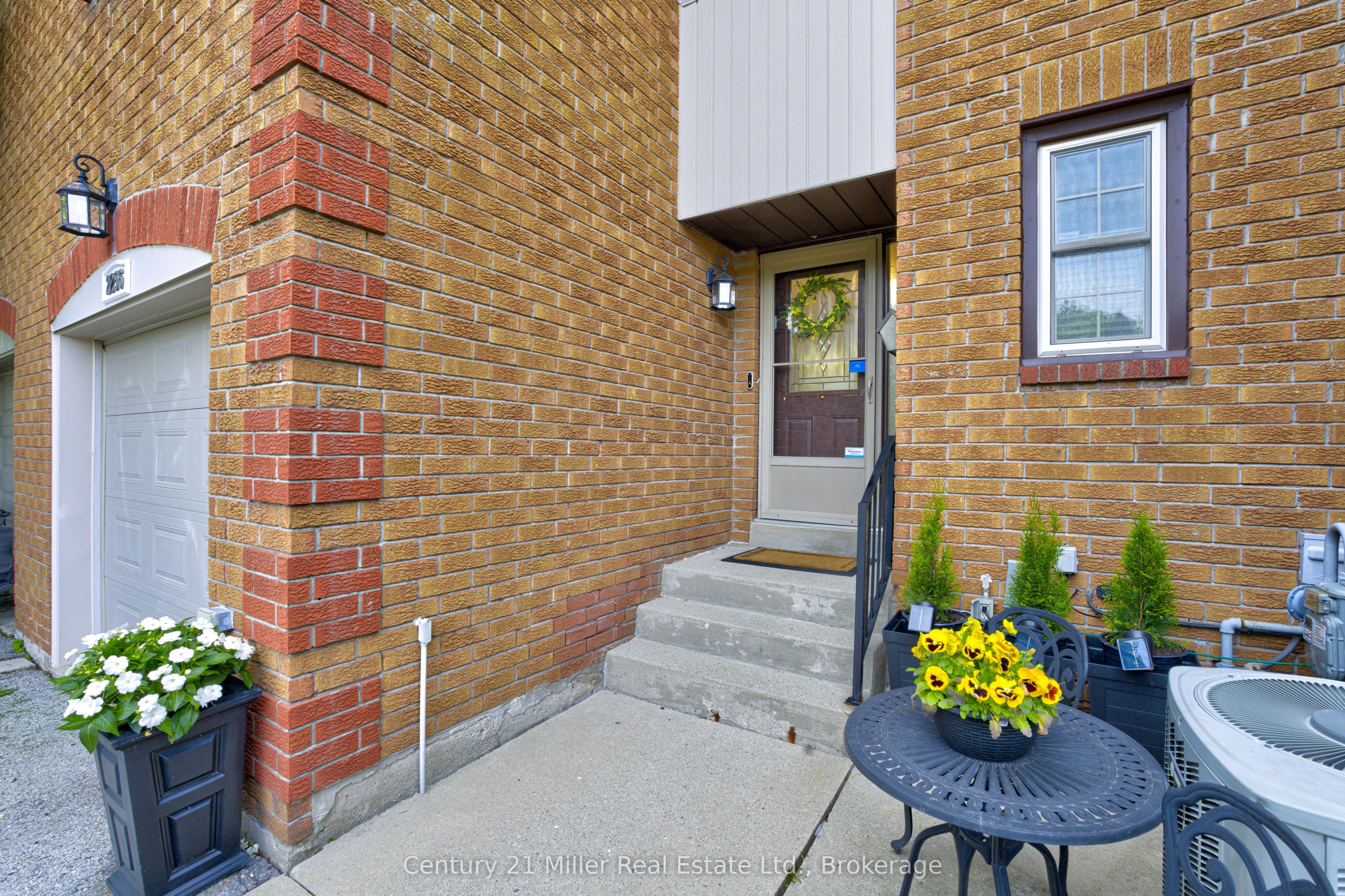 2256 MARGOT Street, Oakville, ON L6H 3M7 photo 2