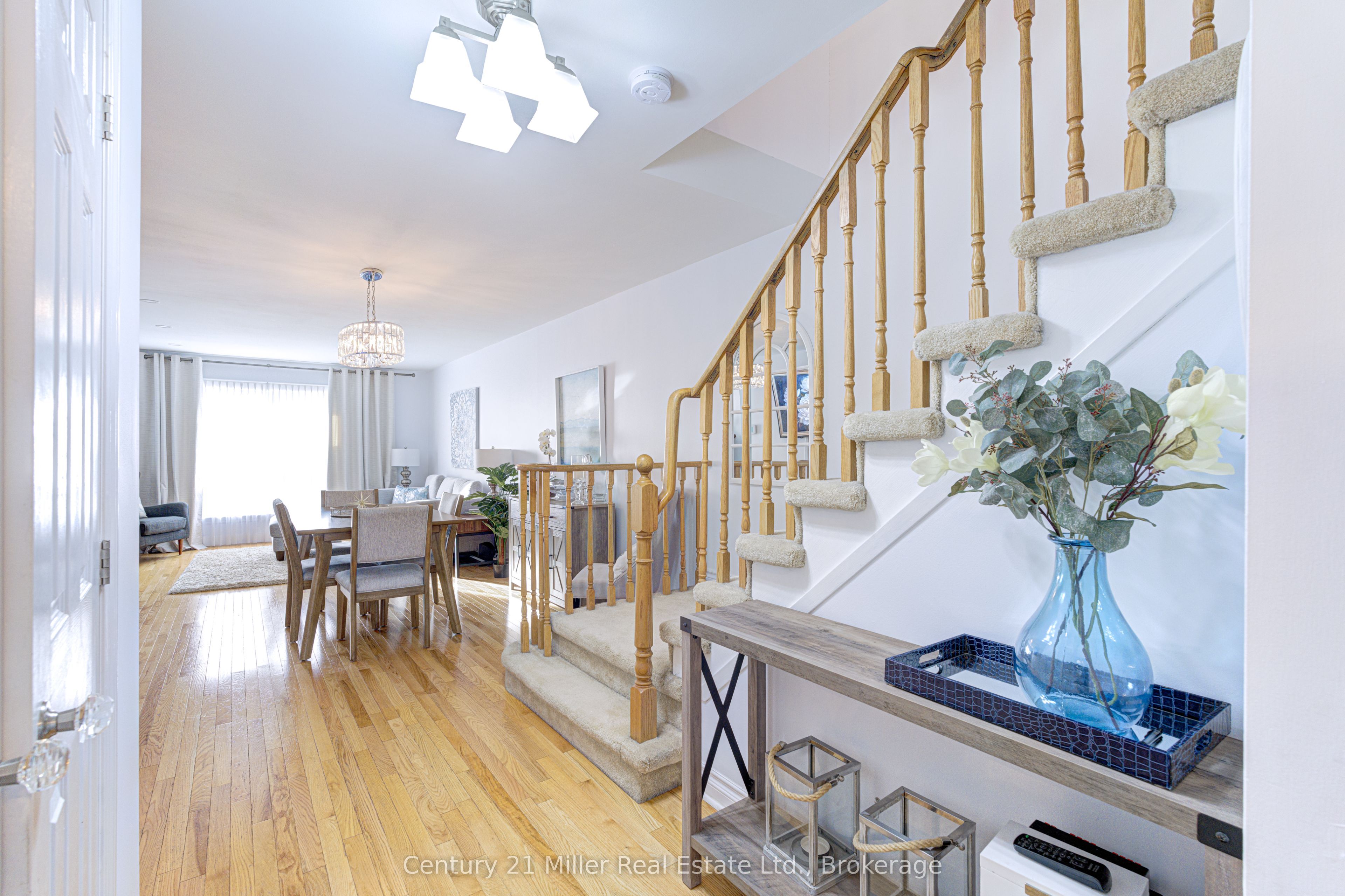 2256 MARGOT Street, Oakville, ON L6H 3M7 photo 5
