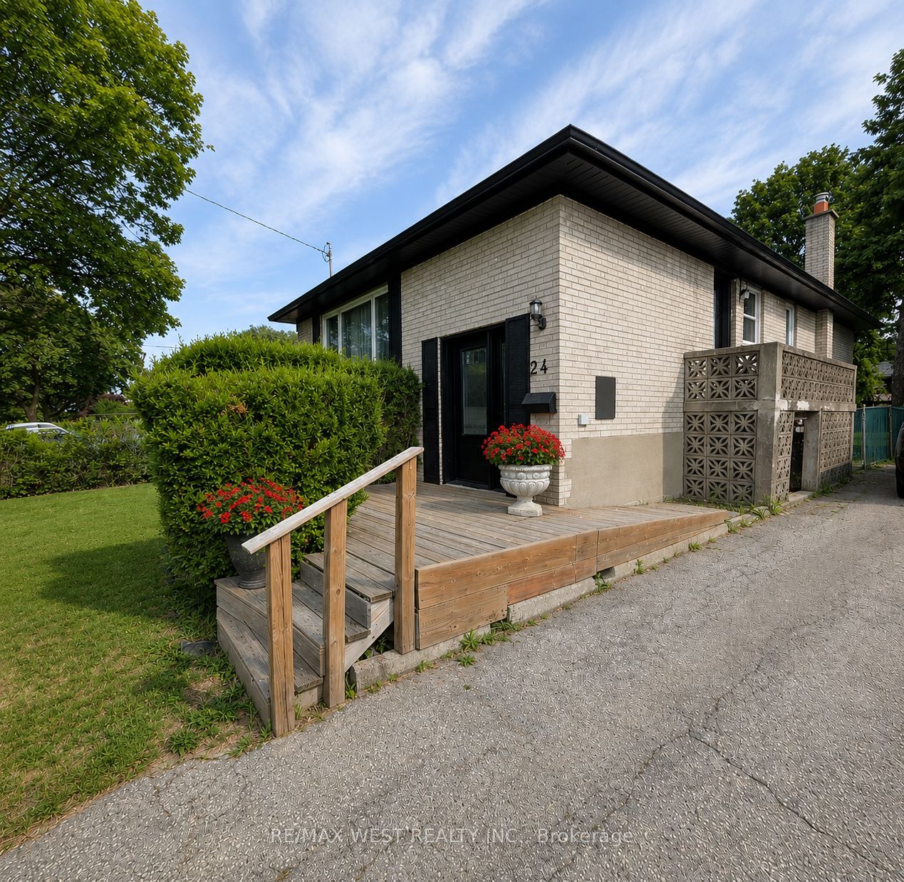 24 Waxham Road, Toronto, ON M9W 3L3 photo 2