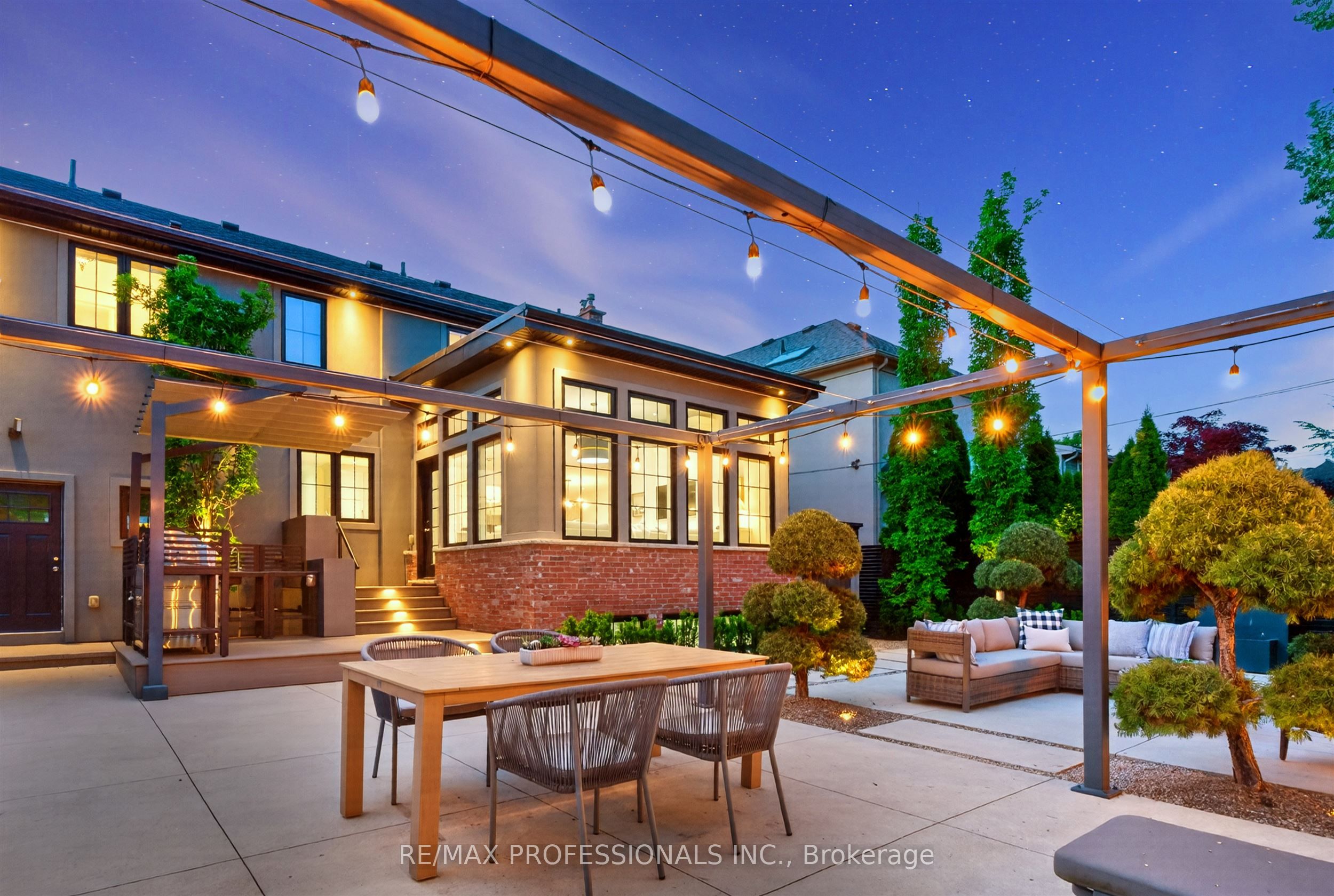 9 Bernice Avenue, Toronto, ON M8Y 1Z5 photo 2