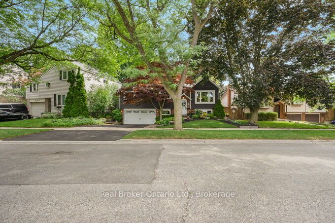 4162 Sutherland Crescent, Burlington, ON L7L 5G9 photo 2