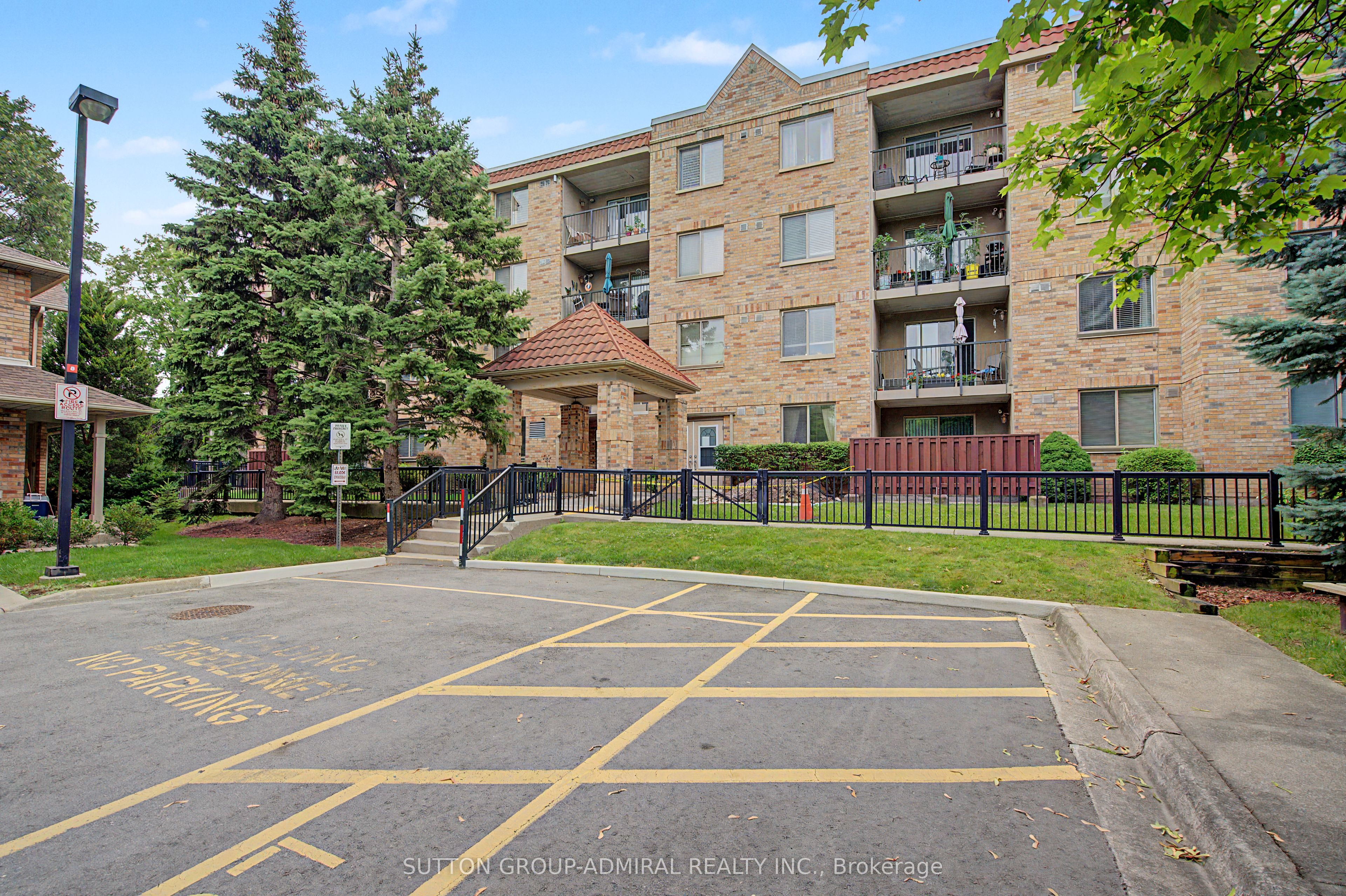 3499 Upper Middle Road 311, Burlington, ON L7M 4M7