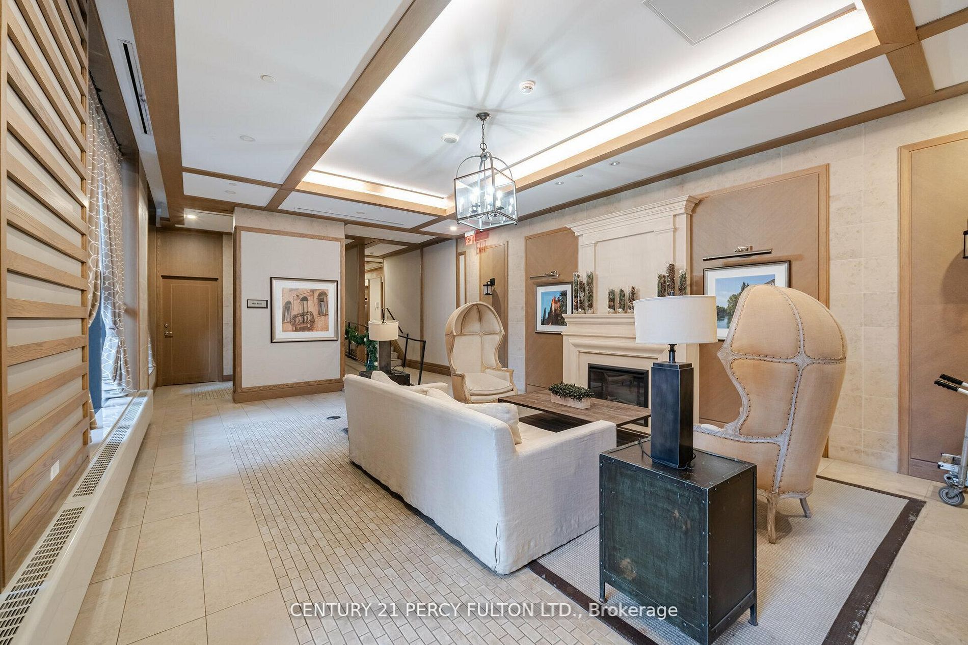 830 Lawrence Avenue W 501, Toronto, ON M6A 0B6 photo 4