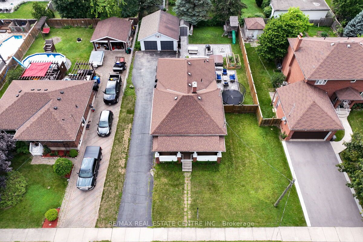 33 MILES Street, Milton, ON L9T 1E5 photo 3