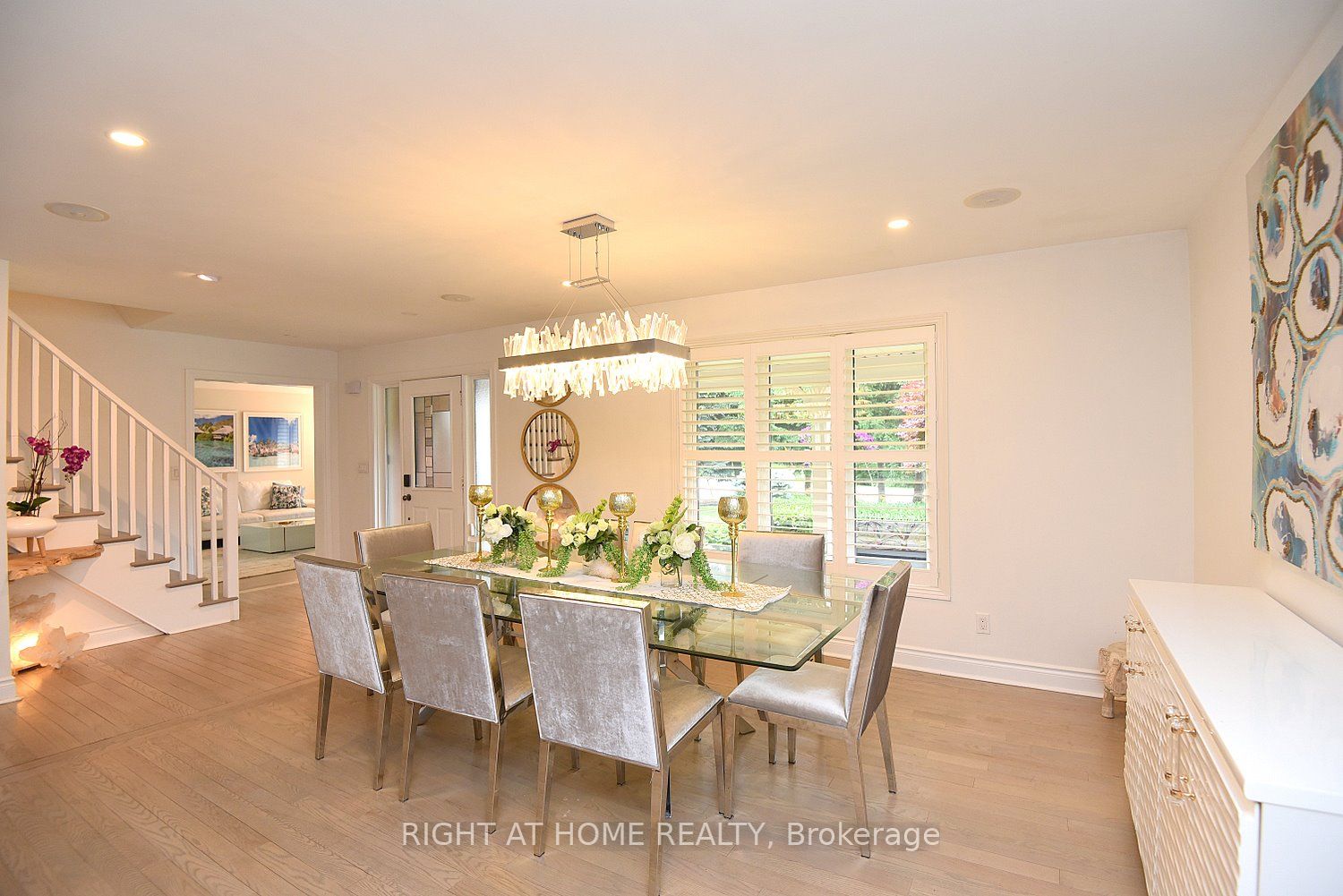 4299 Lakeshore Road, Burlington, ON L7L 1A7 photo 4