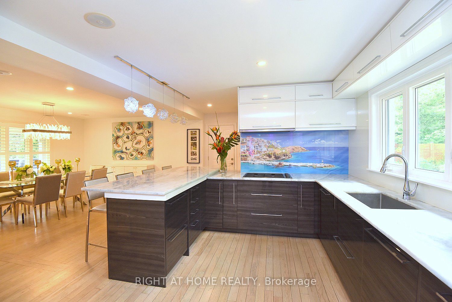 4299 Lakeshore Road, Burlington, ON L7L 1A7 photo 5