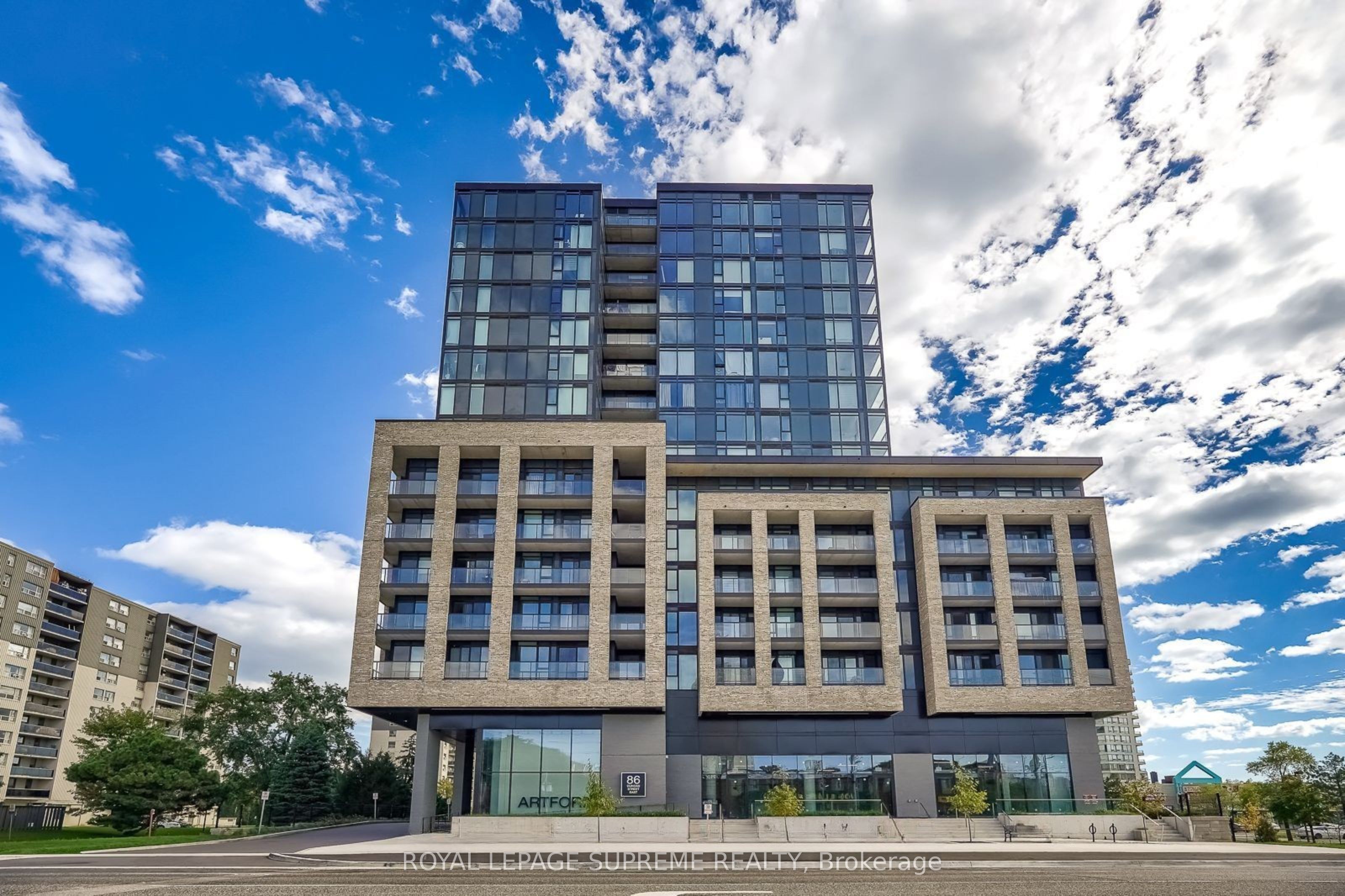 86 Dundas Street E 1212, Mississauga, ON L5A 0B1