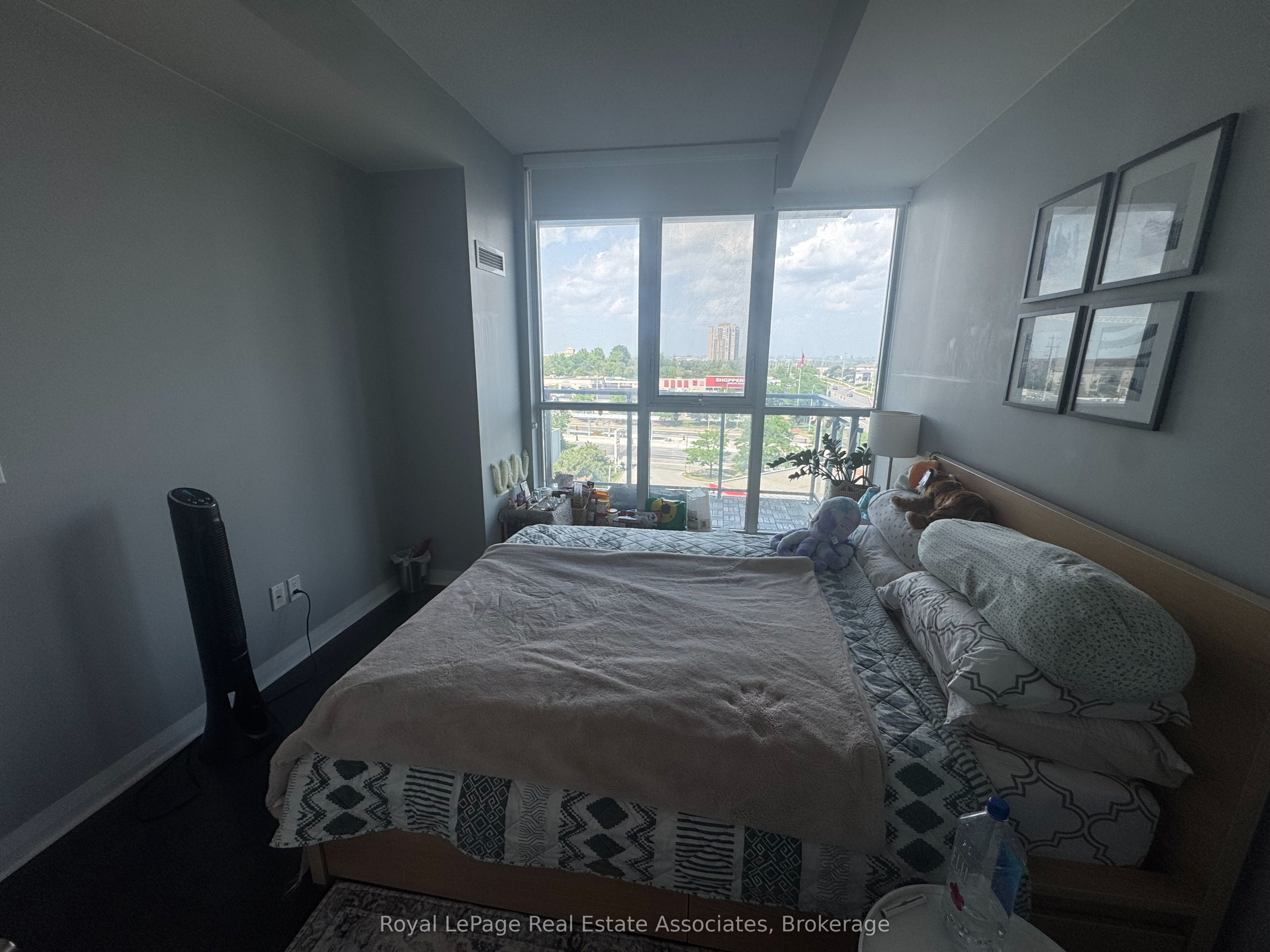 55 Eglinton Avenue W 606, Mississauga, ON L5R 0E4 photo 5