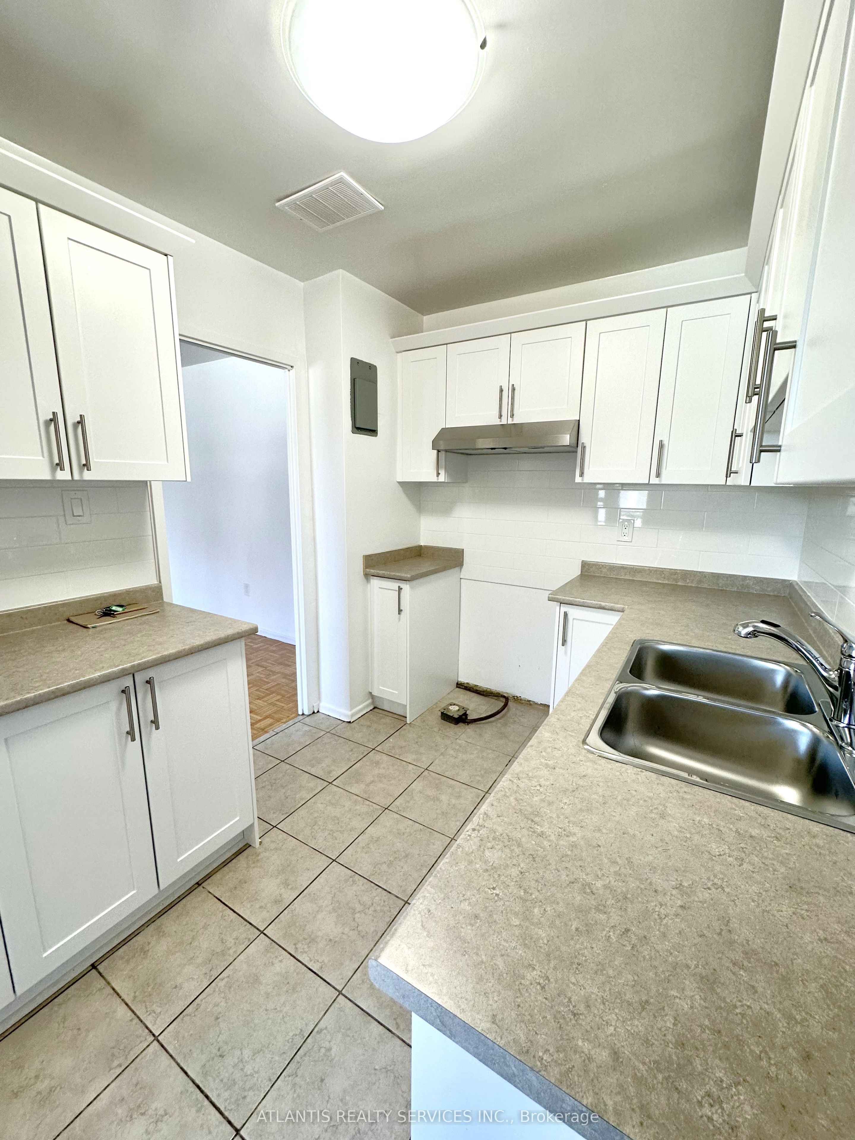 50 East Street 408, Oakville, ON L6L 3K4 photo 3