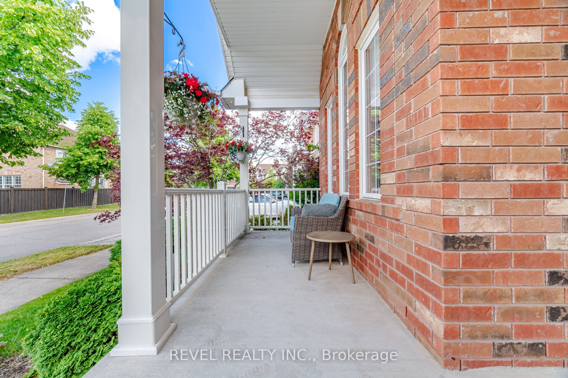 835 Chambers Place, Milton, ON L9T 6A5 photo 5