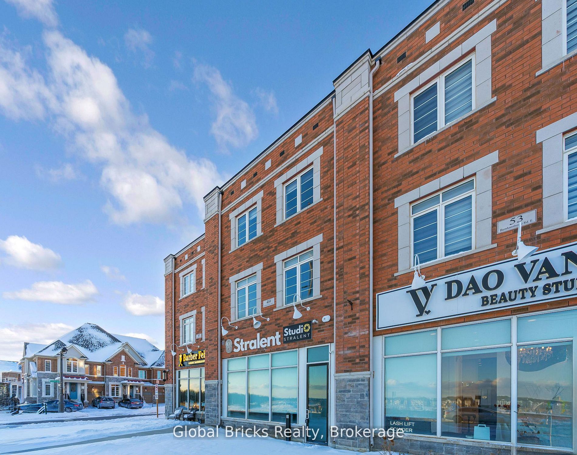 49 Burnhamthorpe Road E, Oakville, ON L6H 7C8 photo 3