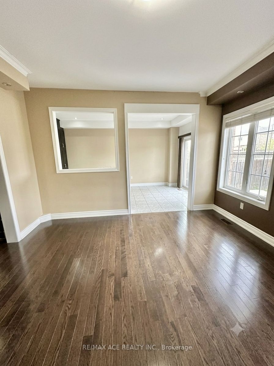 7 Meltwater Crescent, Brampton, ON L6P 3W1 photo 5