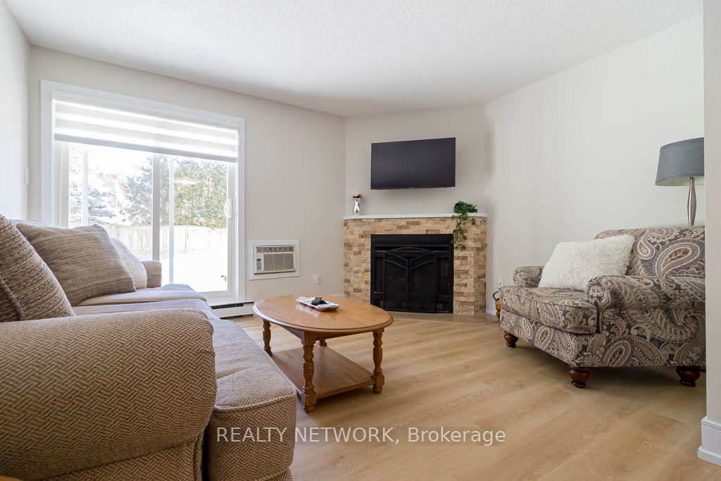 1450 Glen Abbey Gate 913, Oakville, ON L6M 2V7 photo 5