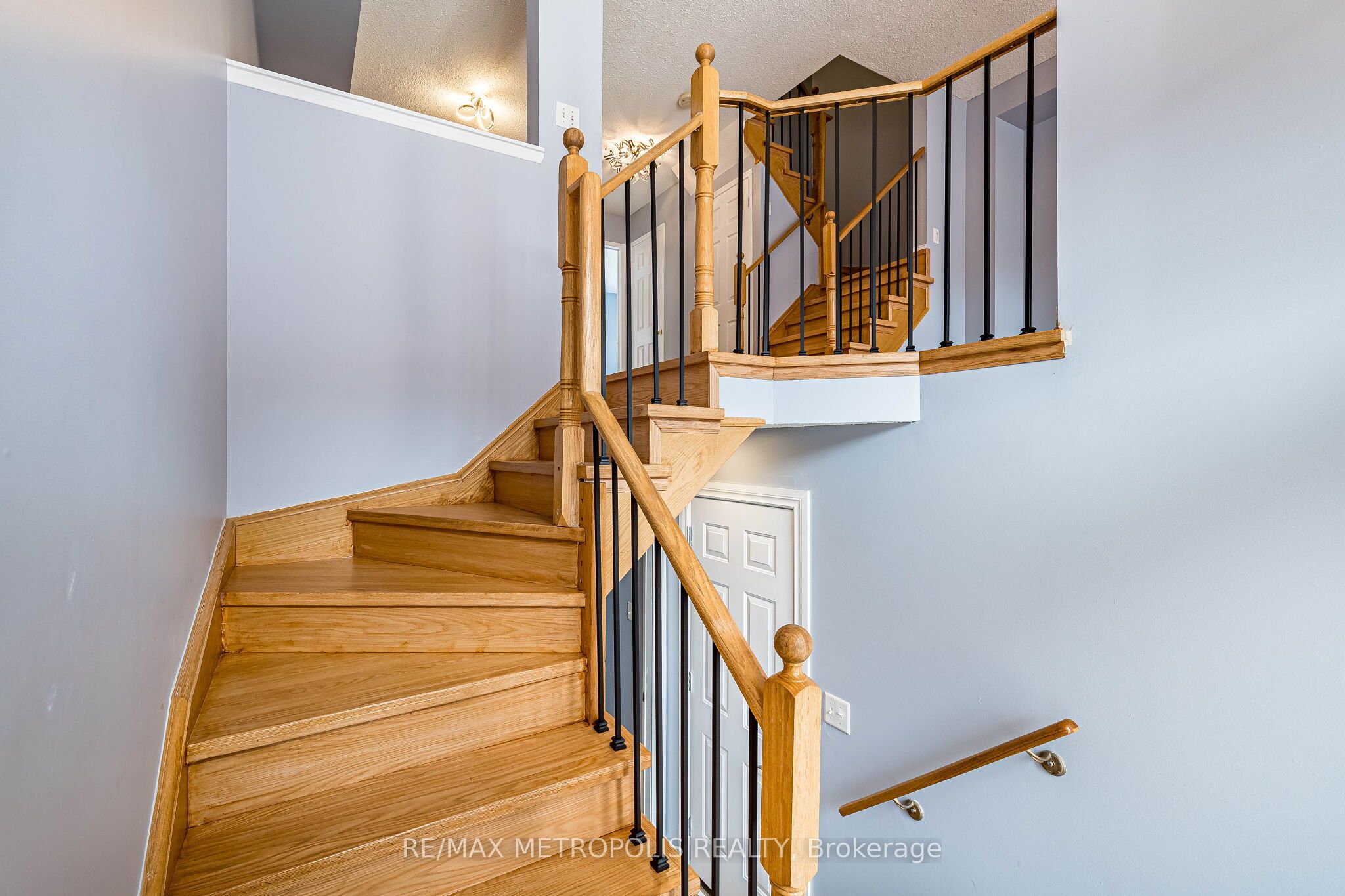 26 Beeston Road, Brampton, ON L6Y 5S6 photo 3