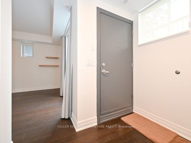47 Macaulay Avenue 101, Toronto, ON M6P 3P5 photo 3
