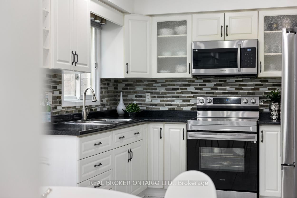 1804 Princelea Place, Mississauga, ON L5M 3R8 photo 5