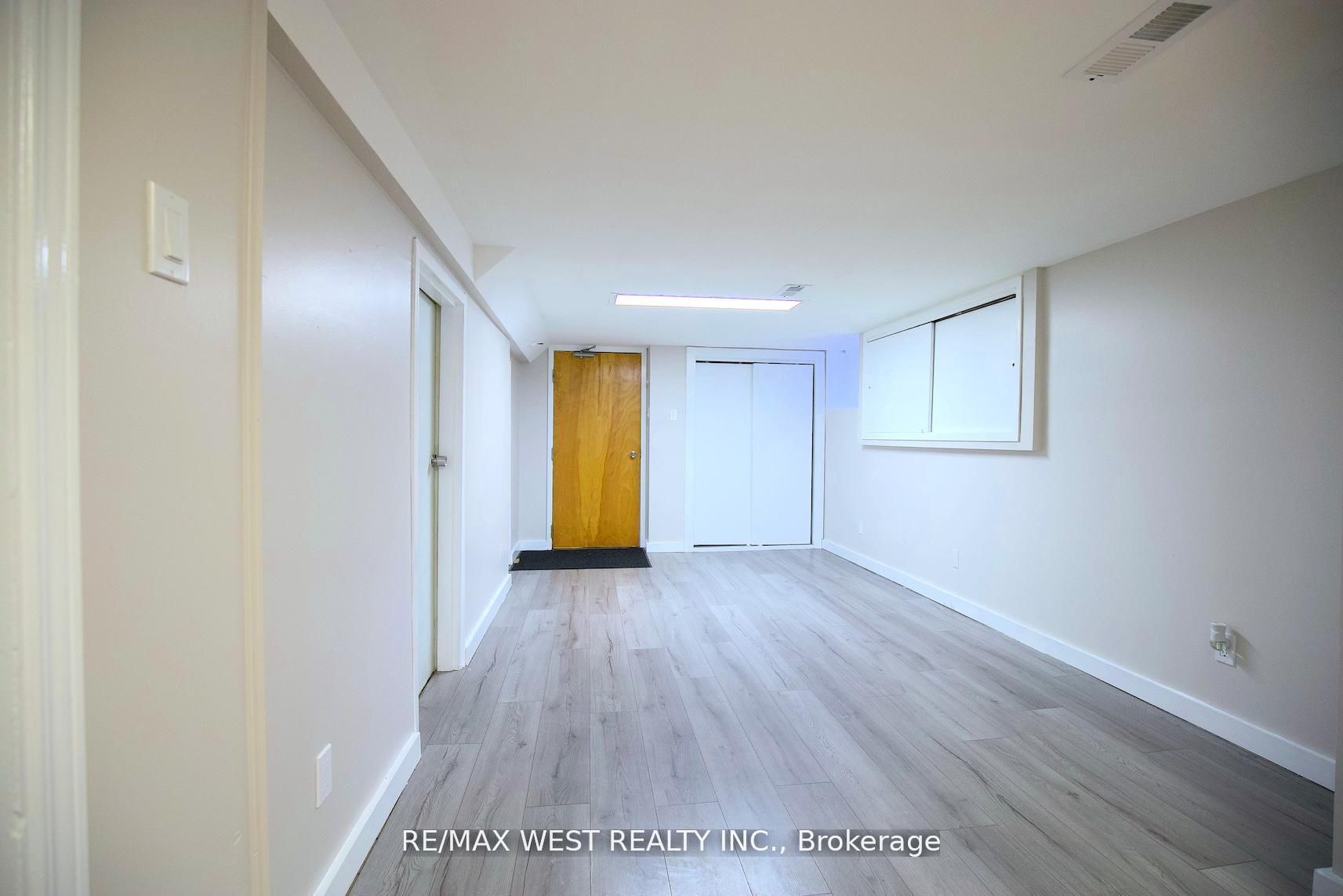 66 Long Branch Avenue 17, Toronto, ON M8W 3J4 photo 4
