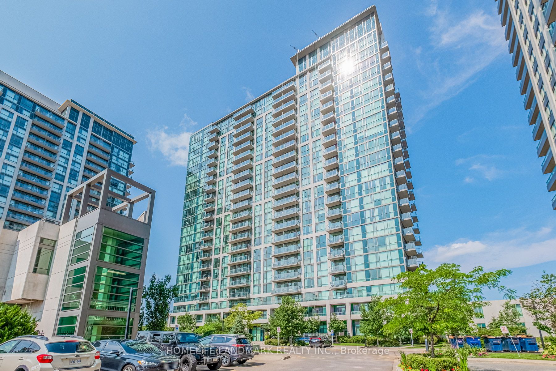 339 RATHBURN Road W 1712, Mississauga, ON L5B 0K6