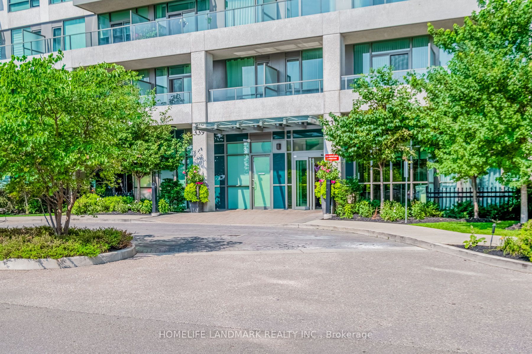339 RATHBURN Road W 1712, Mississauga, ON L5B 0K6 photo 2