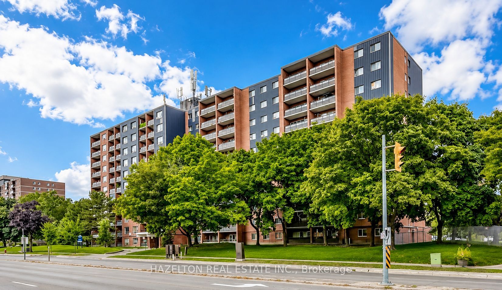 1665 Bloor Street E 707, Mississauga, ON L4X 1S4
