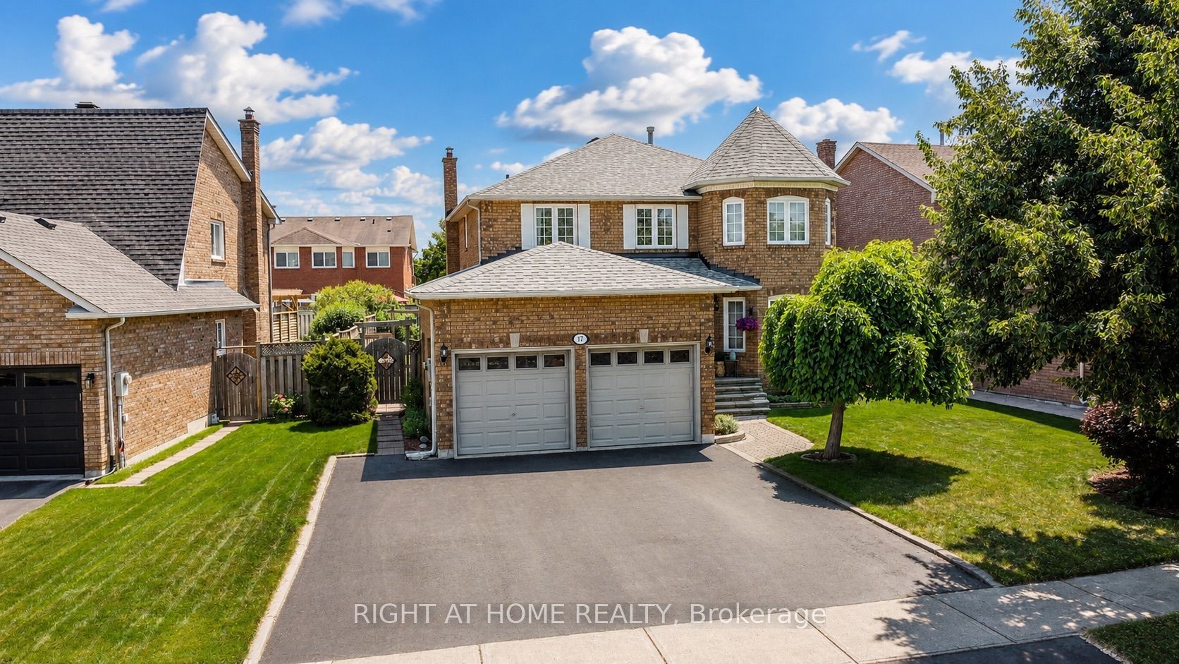 17 Eaton Street, Halton Hills, ON L7G 5L4 photo 3