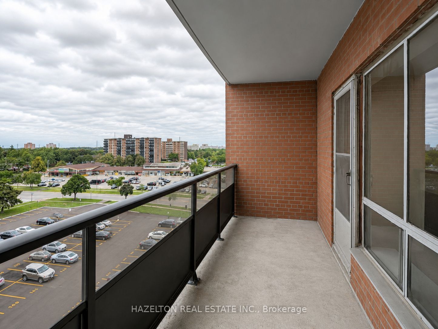 1665 Bloor Street E 702, Mississauga, ON L4X 1S4 photo 2