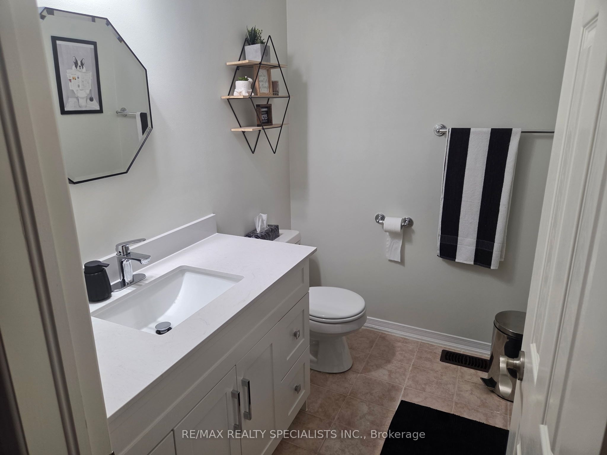 482 Grant Way, Milton, ON L9T 0S8 photo 4