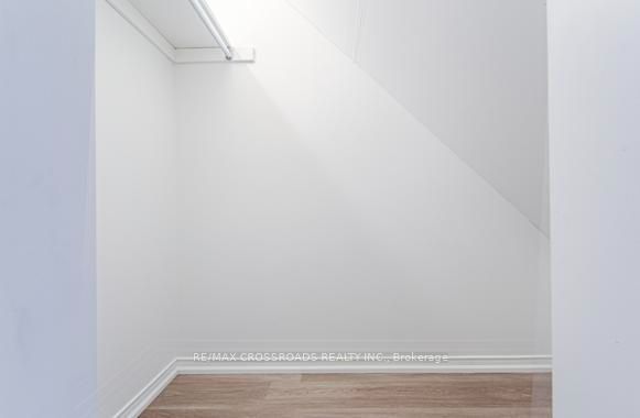 52 Sidney Belsey Crescent 204, Toronto, ON M6M 5J1 photo 2
