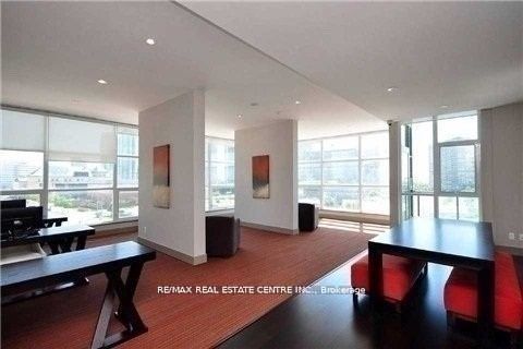 4065 Brickstone Mews 1205, Mississauga, ON L5B 0G3 photo 5