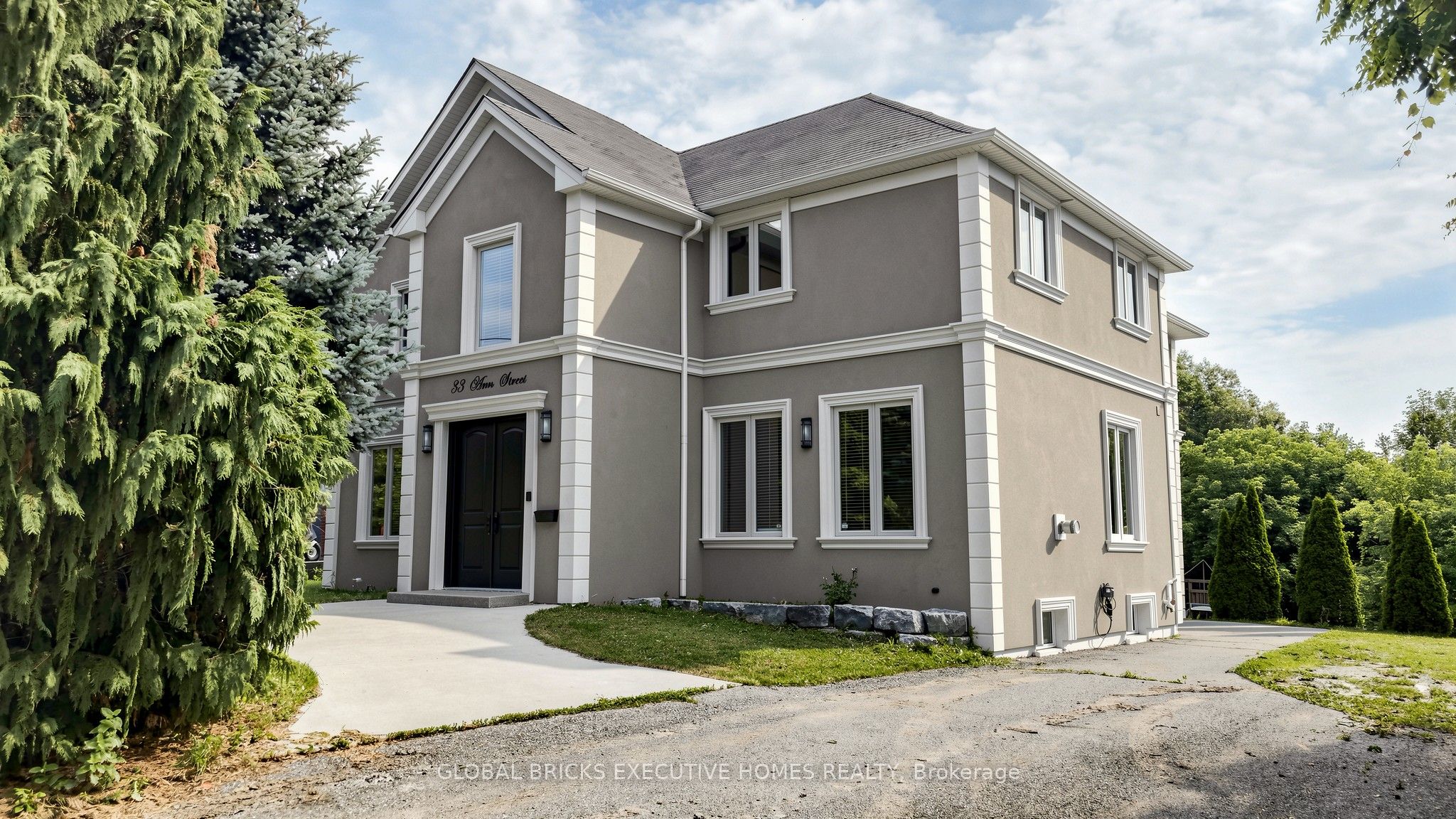33 Ann Street, Halton Hills, ON L7G 2V3