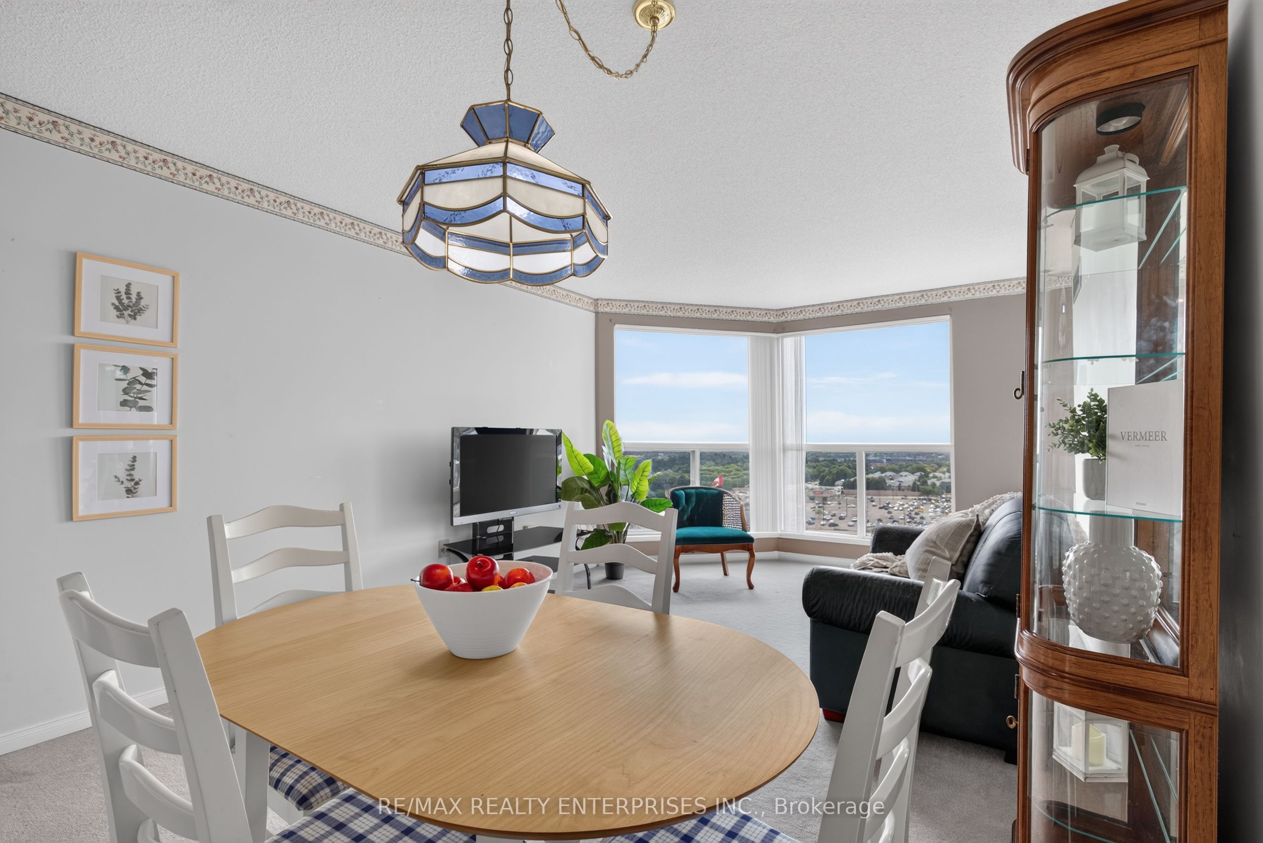 2177 Burnhamthorpe Road W 1412, Mississauga, ON L5L 5P9 photo 2