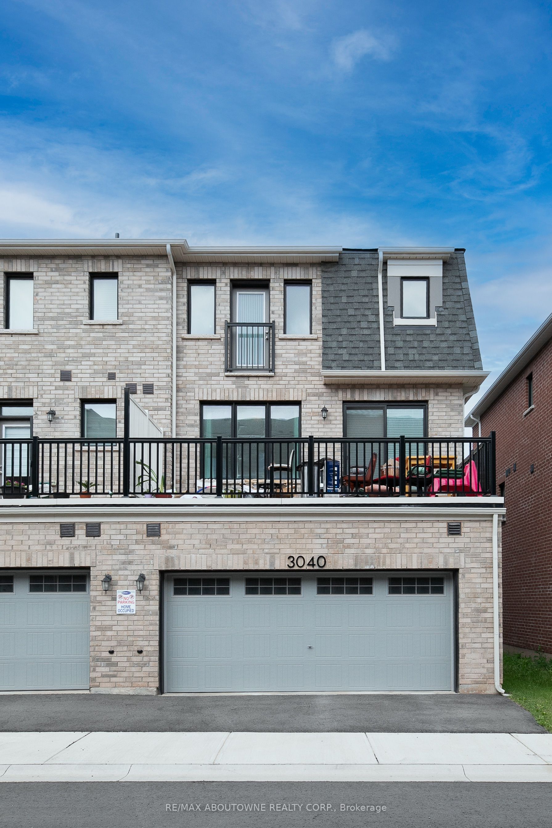 3040 Bramall Gardens, Oakville, ON L6H 7Y2 photo 2
