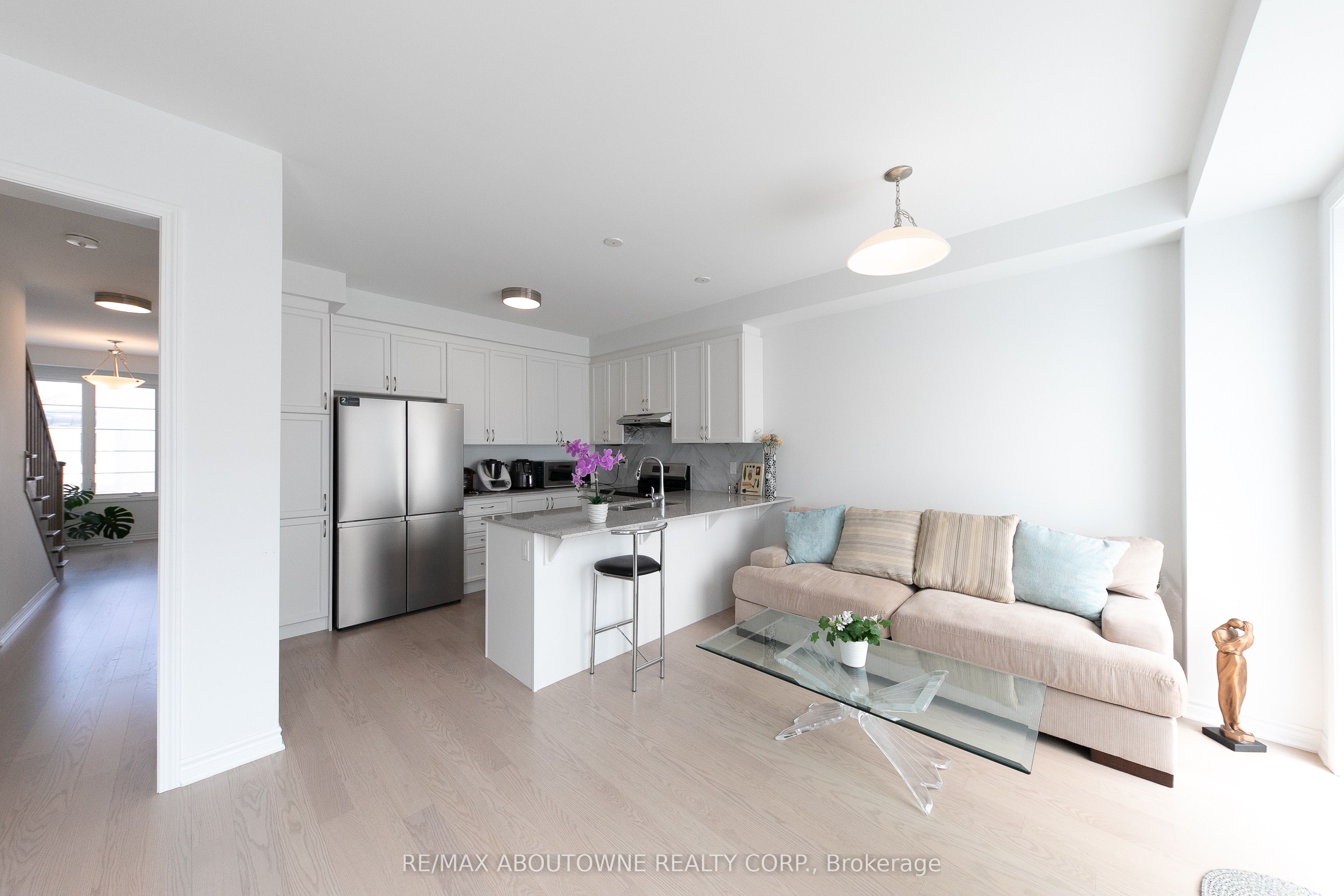 3040 Bramall Gardens, Oakville, ON L6H 7Y2 photo 5