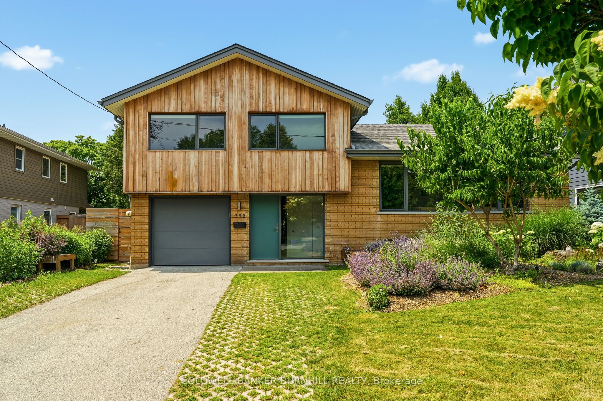 332 Newbold Court, Burlington, ON L7R 2Y6