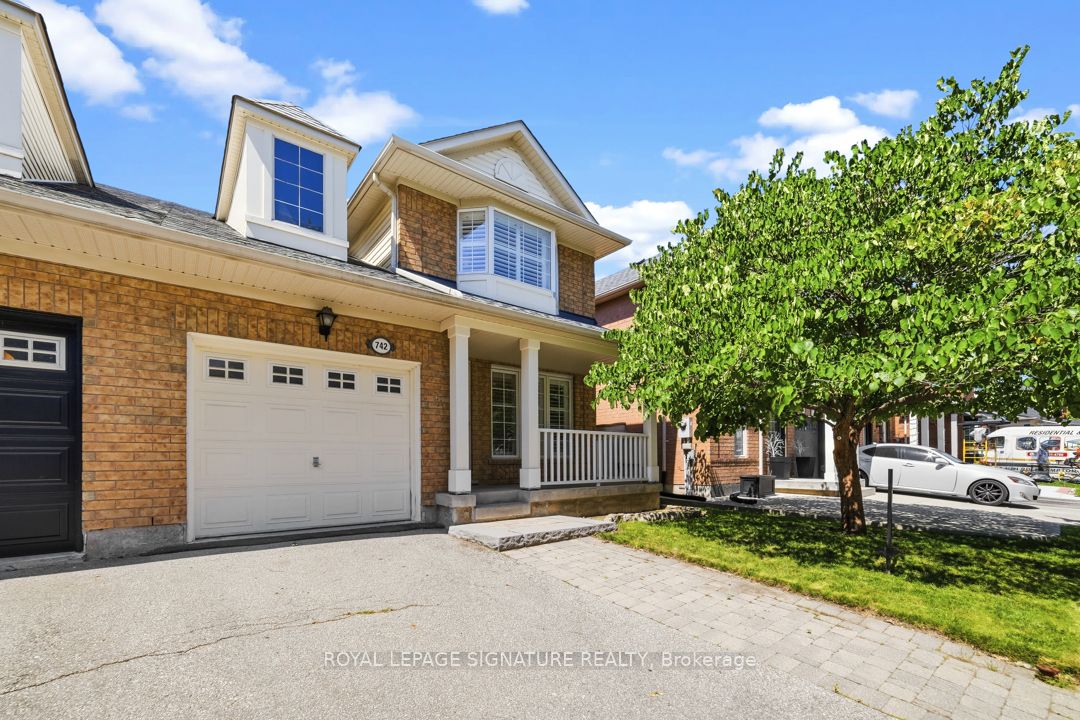 742 Irving Terrace, Milton, ON L9T 6H3 photo 2