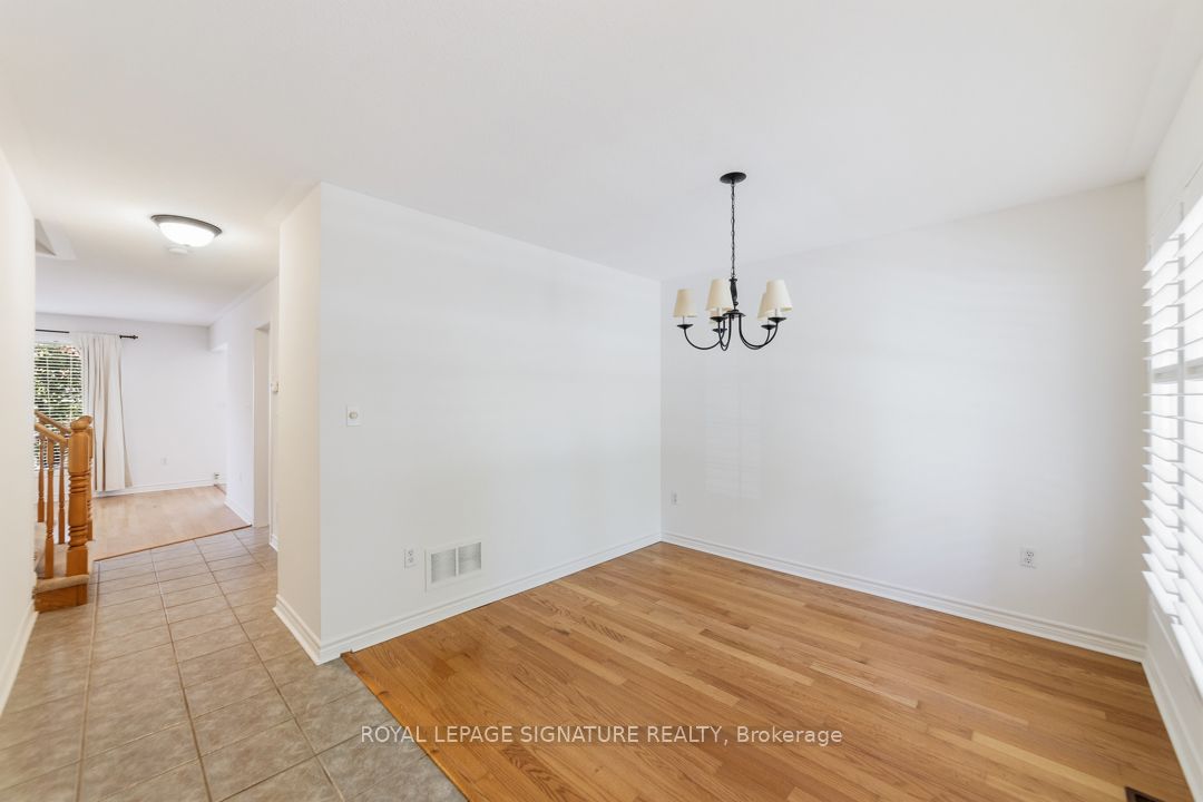 742 Irving Terrace, Milton, ON L9T 6H3 photo 4