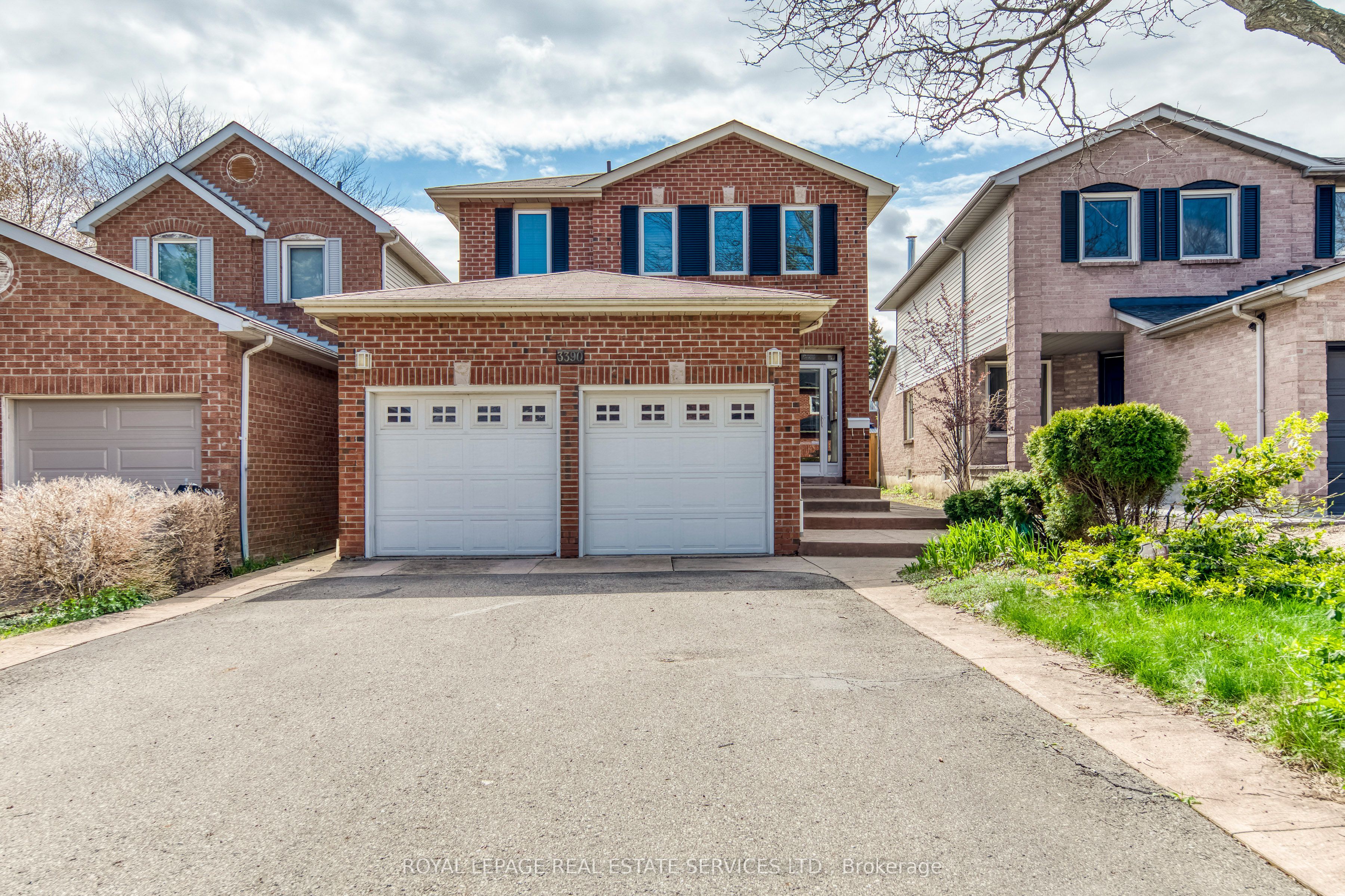 3390 Chartrand Crescent, Mississauga, ON L5L 4C4