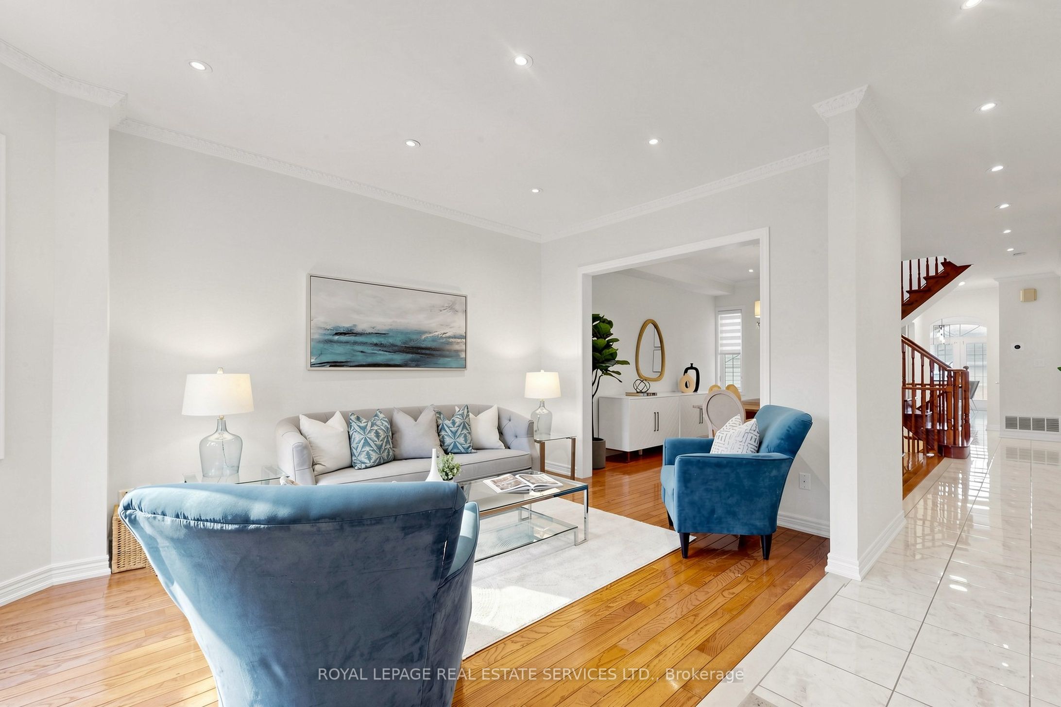 256 Earlscourt Avenue, Toronto, ON M6E 4B6 photo 5
