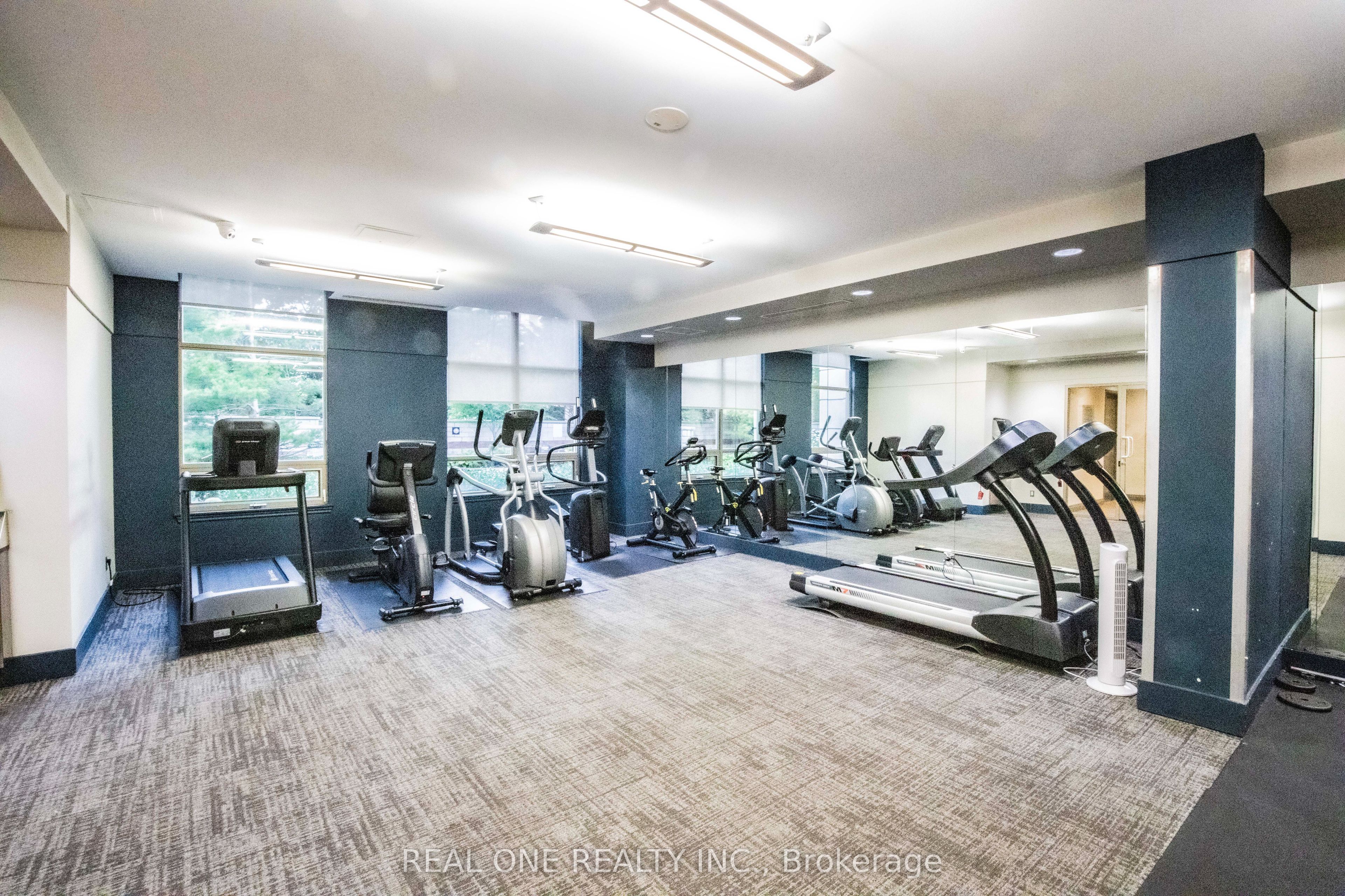 2379 Central Park Drive 902, Oakville, ON L6H 0C7 photo 5