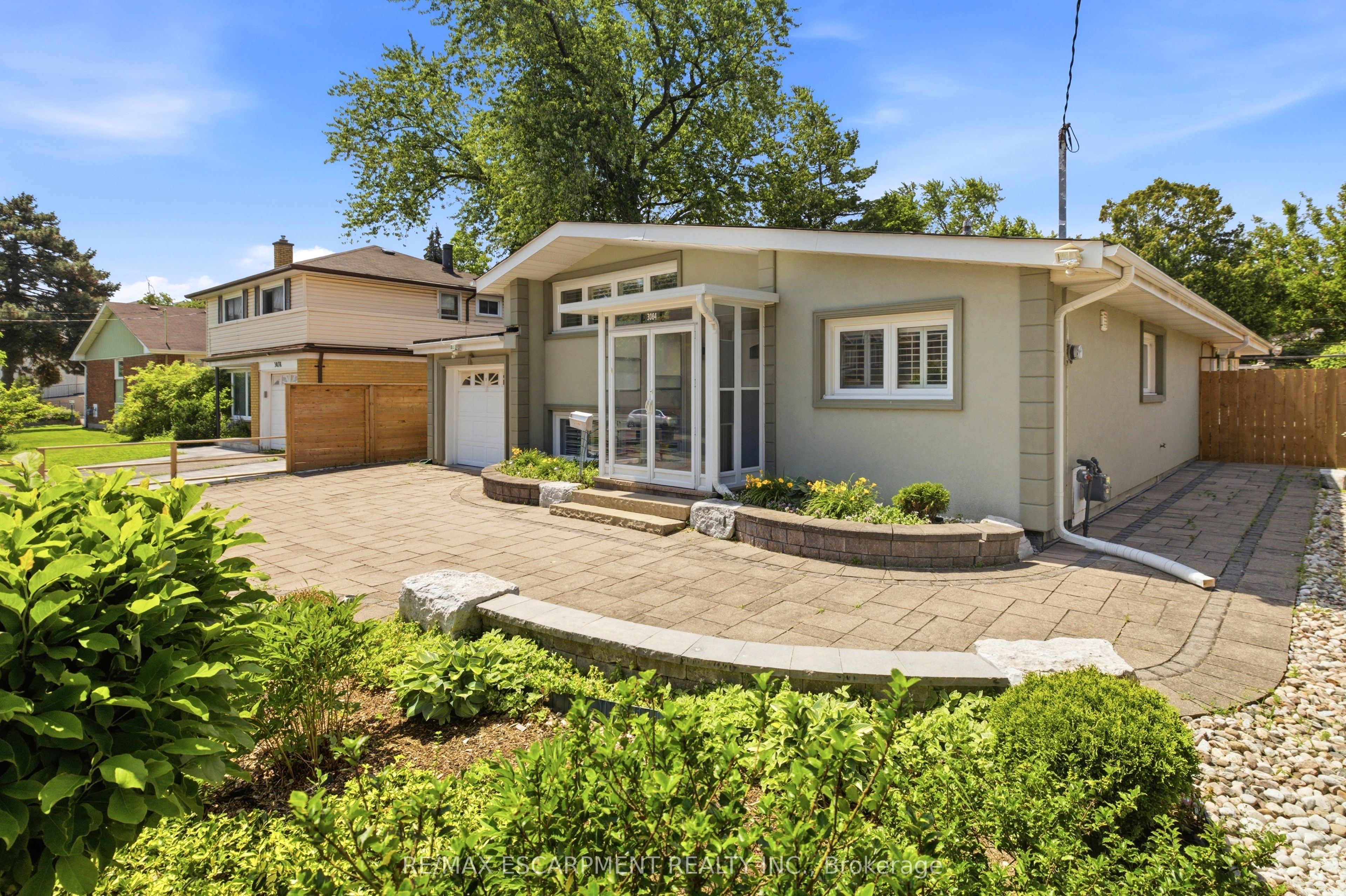 3084 Constitution Boulevard, Mississauga, ON L4Y 2Z2 photo 3