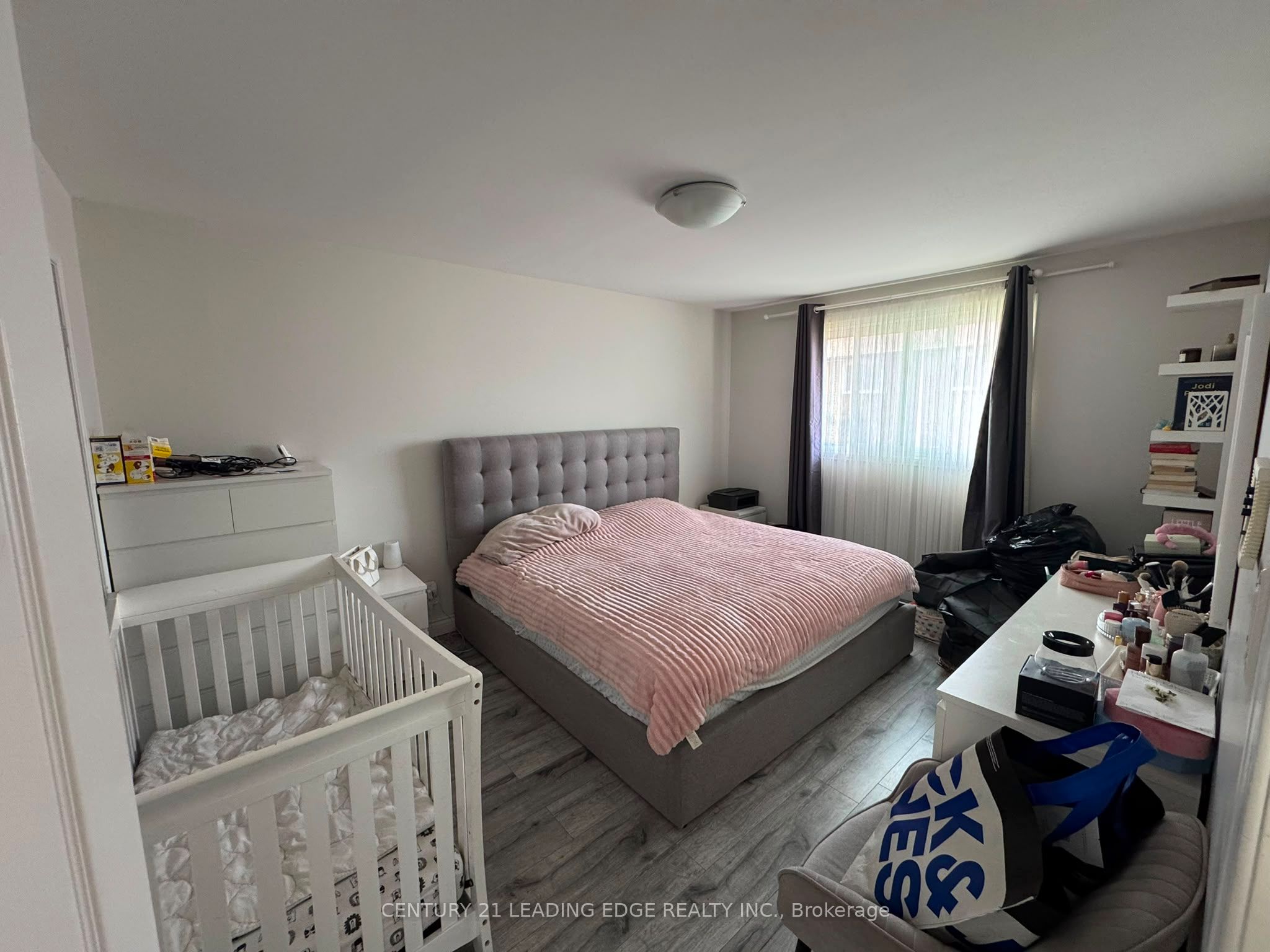 18 Clubhouse Court, Toronto, ON M3L 2K5 photo 5